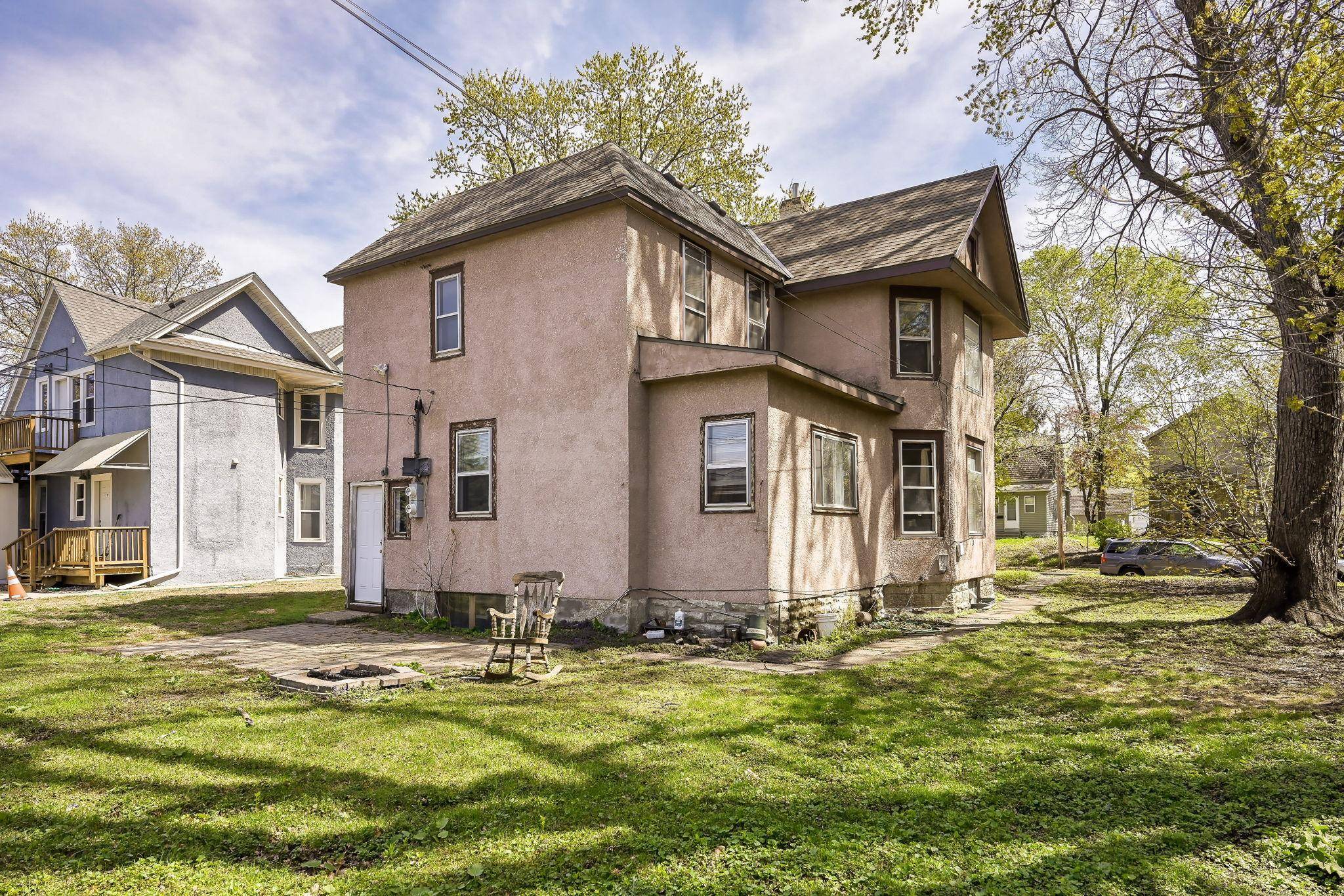 1097 22nd AVE SE, Minneapolis, MN 55414