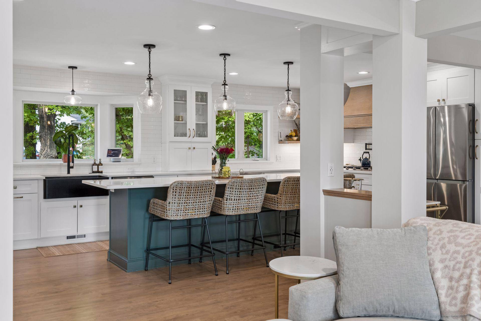 2312 Sheridan Hills RD, Wayzata, MN 55391