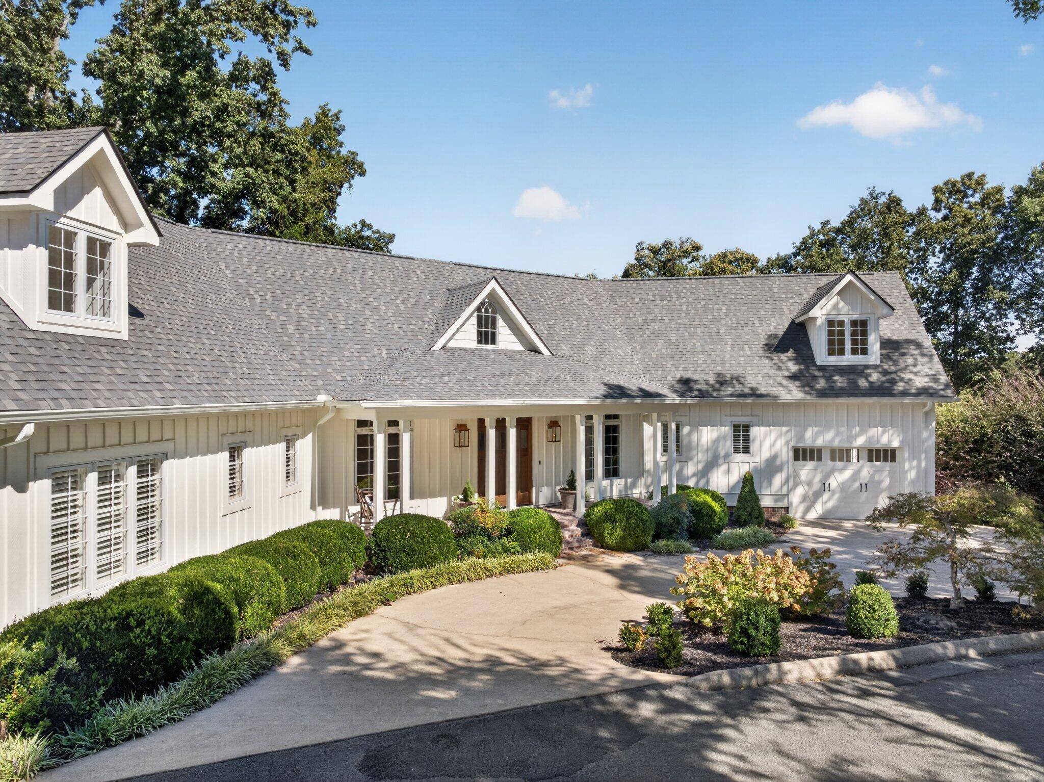 1117 Winding Oaks Way, Chattanooga, TN 37405
