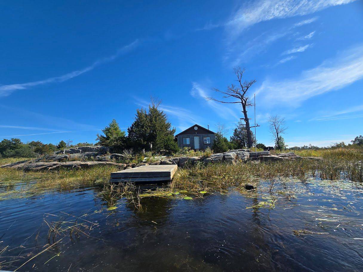 380 2 IS, Georgian Bay, ON L0K 1S0