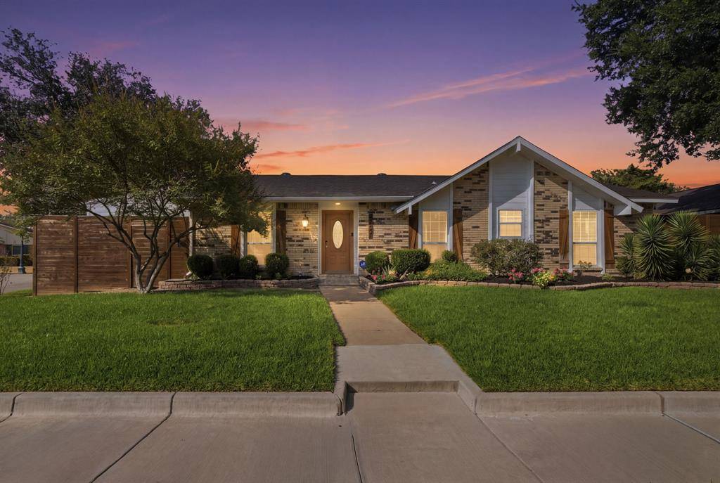 5037 Blue Glen Drive, The Colony, TX 75056