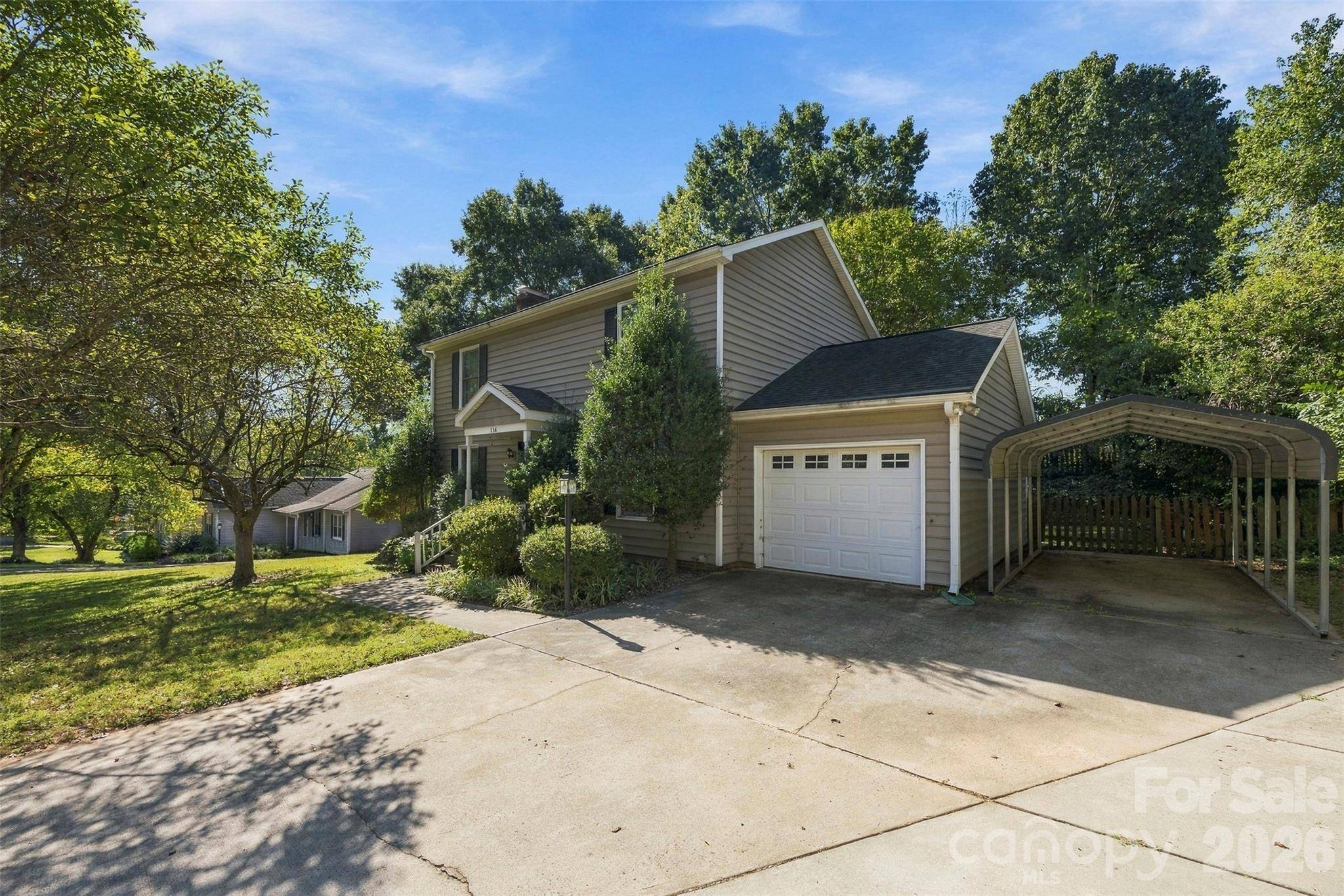 116 Beacon Hills DR, Gastonia, NC 28056