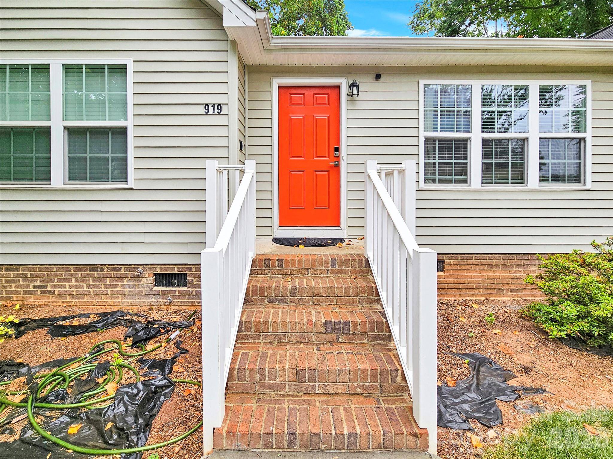 919 Edgemont AVE, Belmont, NC 28012