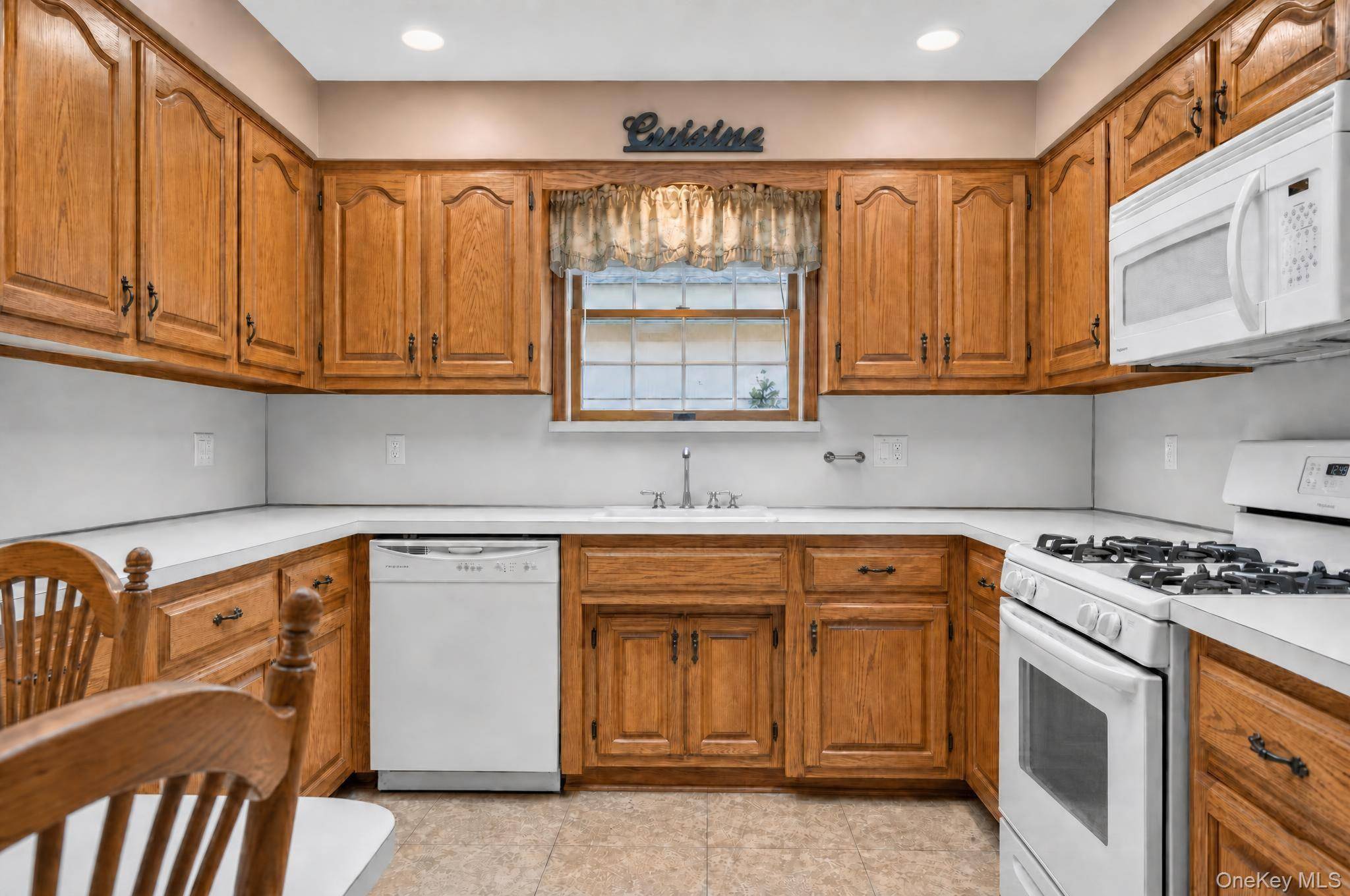 956 Annadale RD, Staten Island, NY 10312