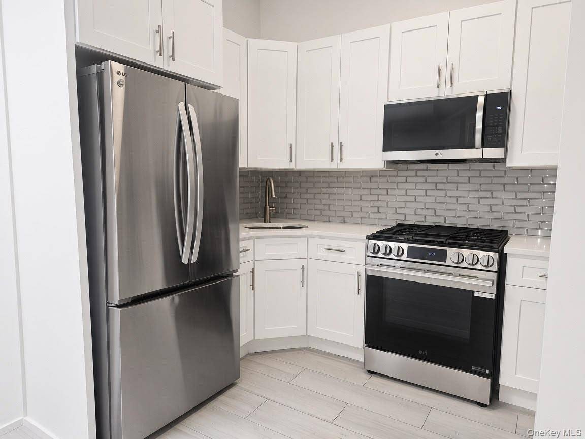 102-03 Northern BLVD #2F, Corona, NY 11368