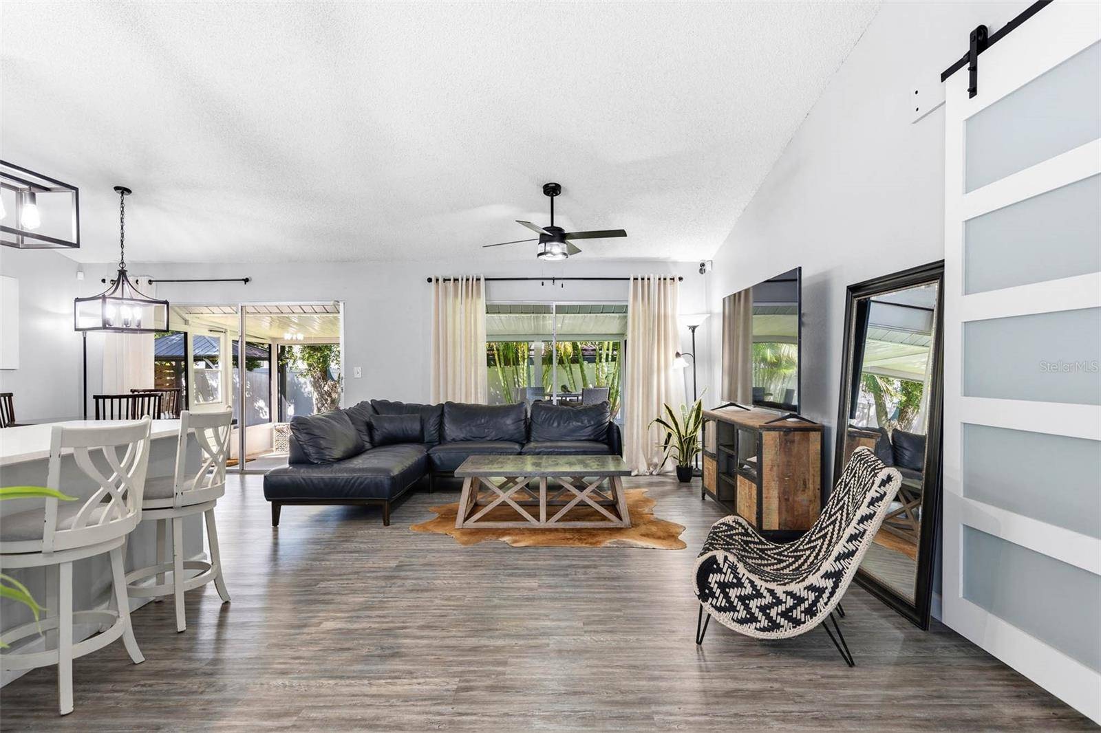 724 GLENGARY LN, Palm Harbor, FL 34683