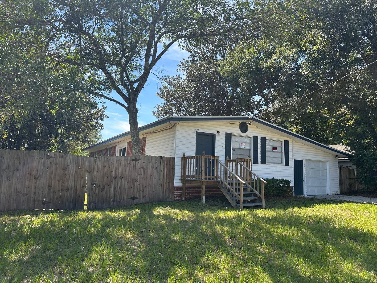 1430 RON RD, Jacksonville, FL 32210