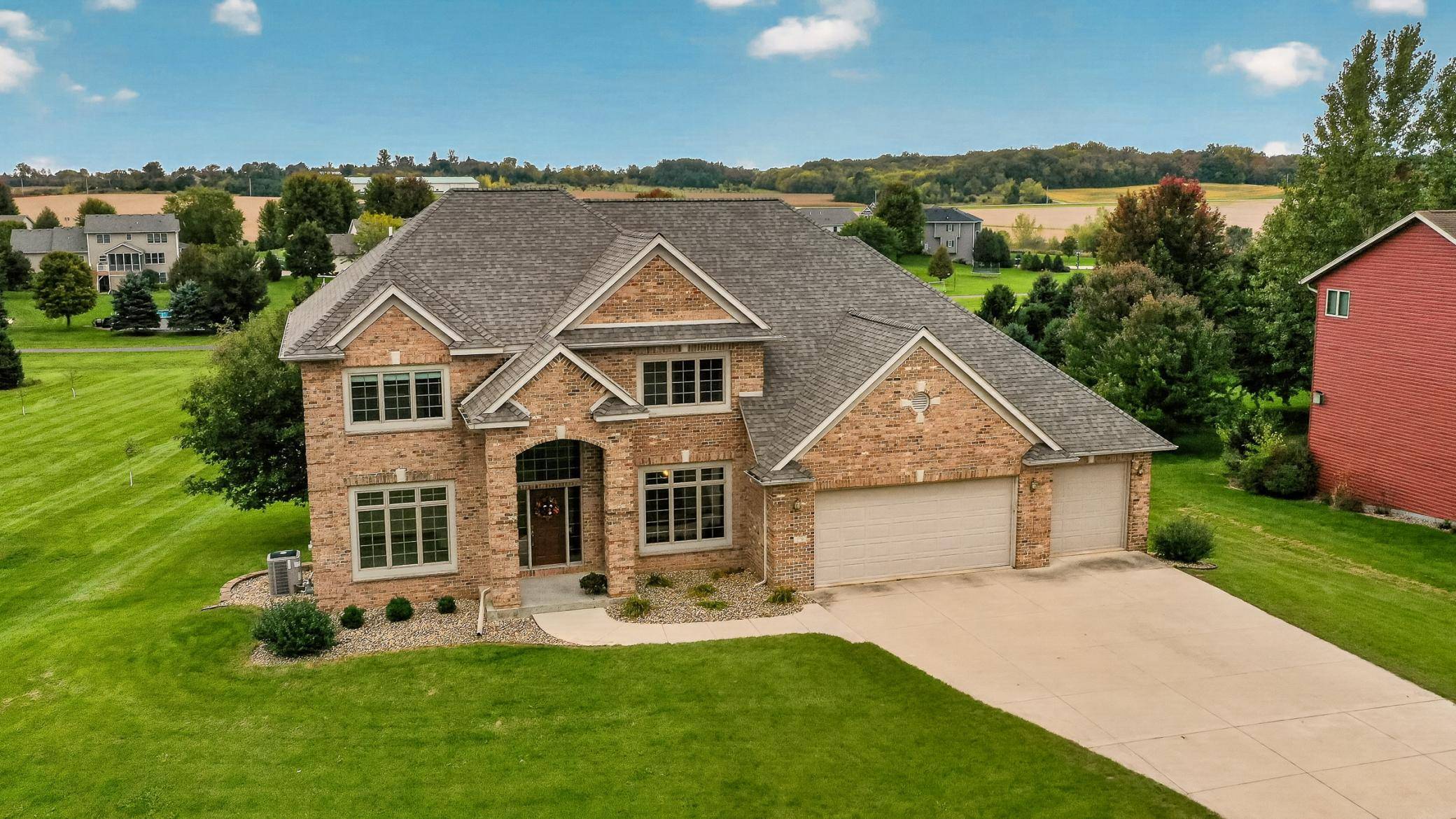 570 Valley View RD SW, Oronoco, MN 55960