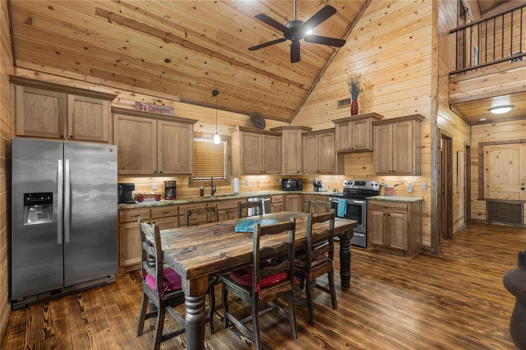 68 Stevens RD, Broken Bow, OK 74728
