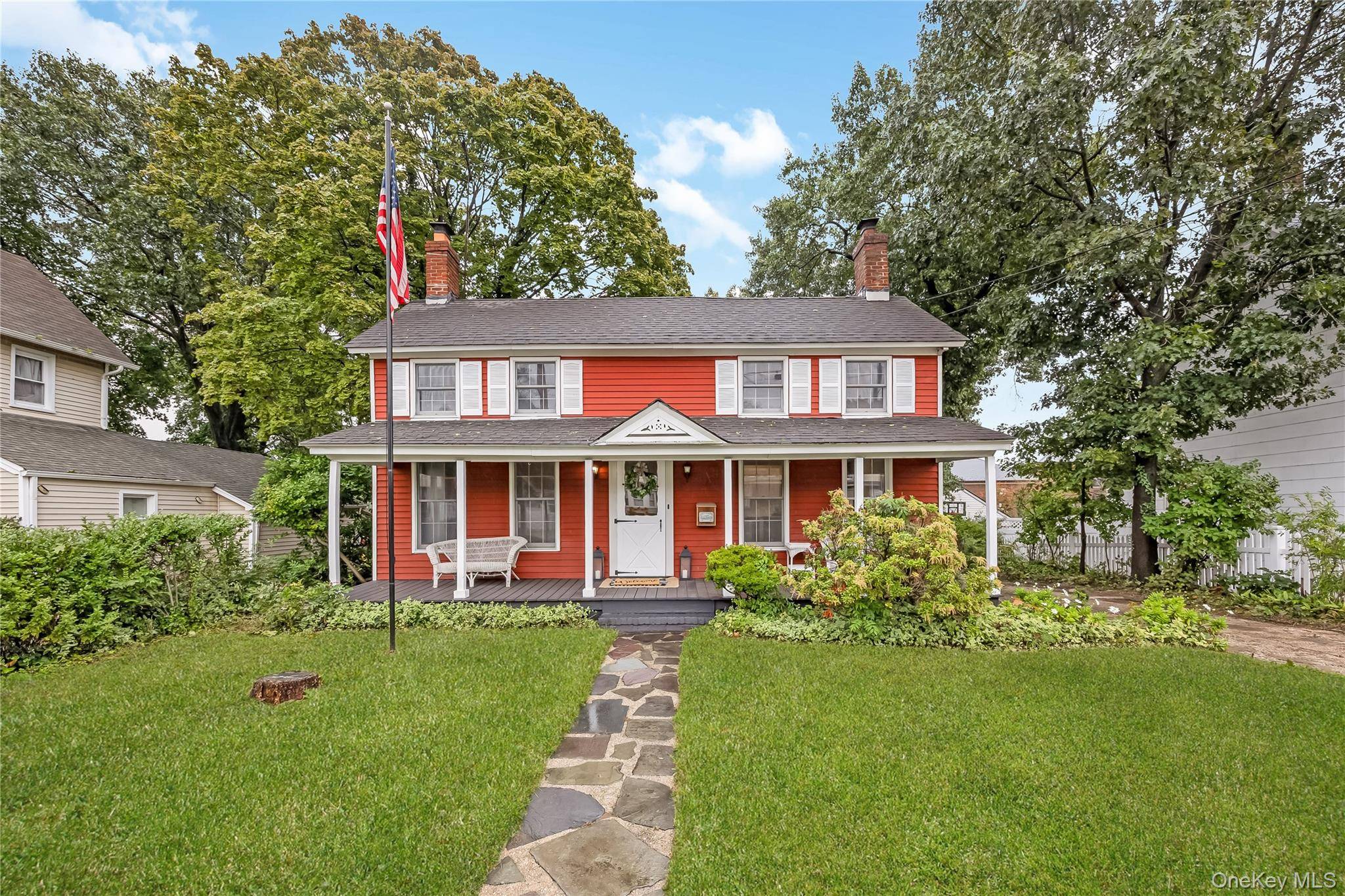 419 Ocean AVE, East Rockaway, NY 11518