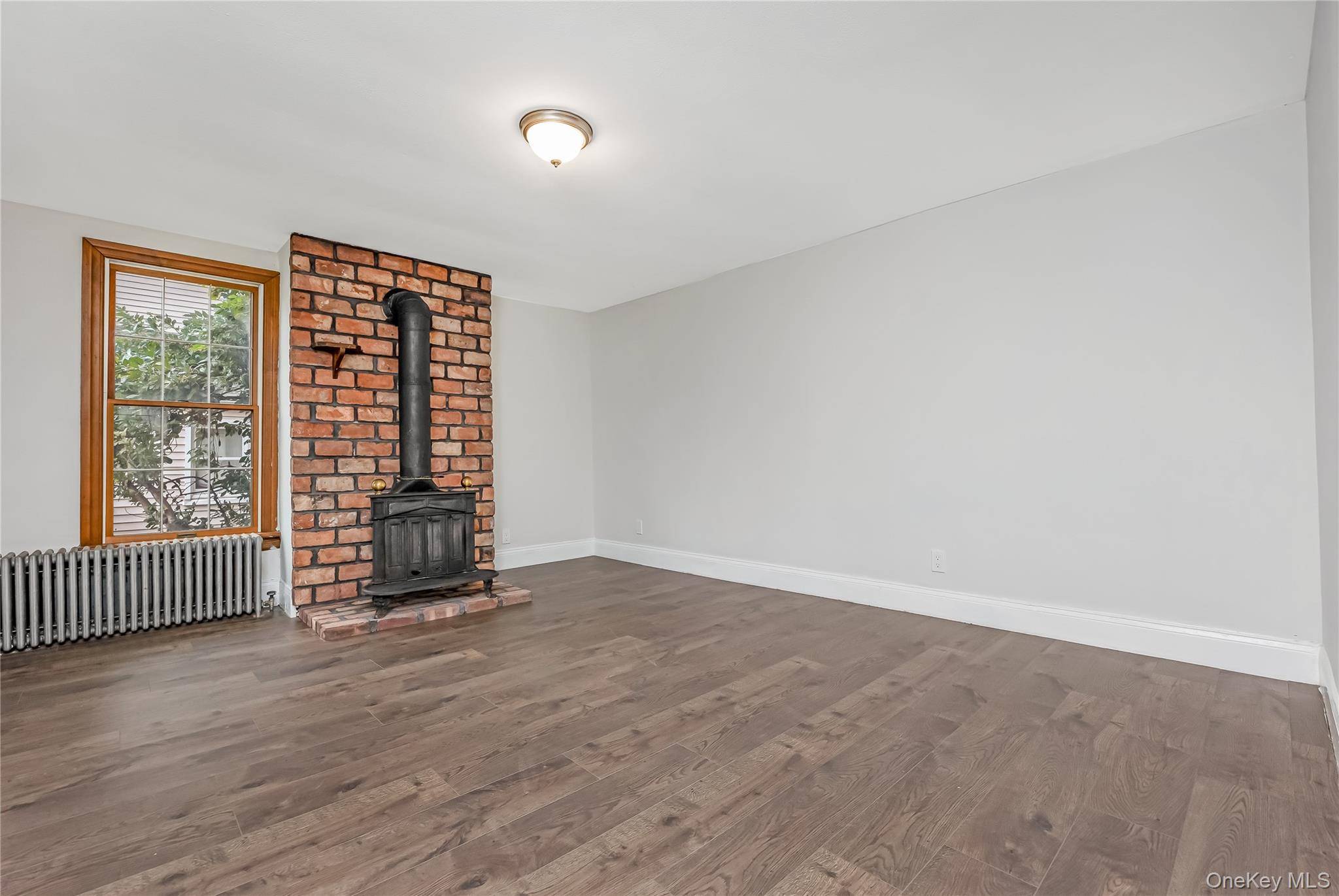 419 Ocean AVE, East Rockaway, NY 11518