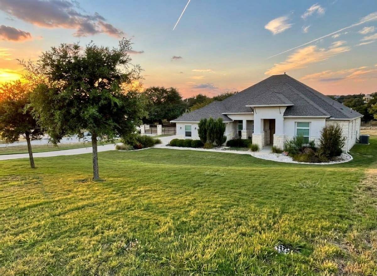 260 Hawthorne LOOP, Driftwood, TX 78619