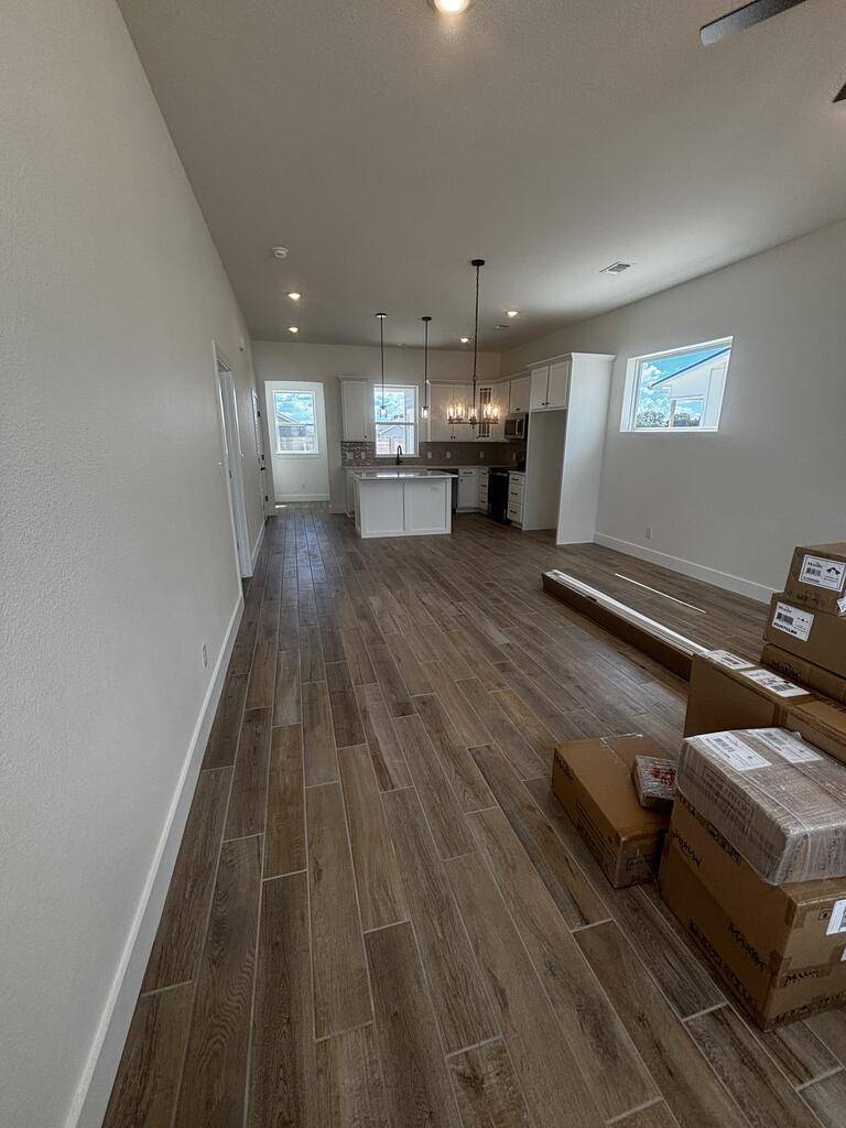 802 S Creek ST #103, Fredericksburg, TX 78624