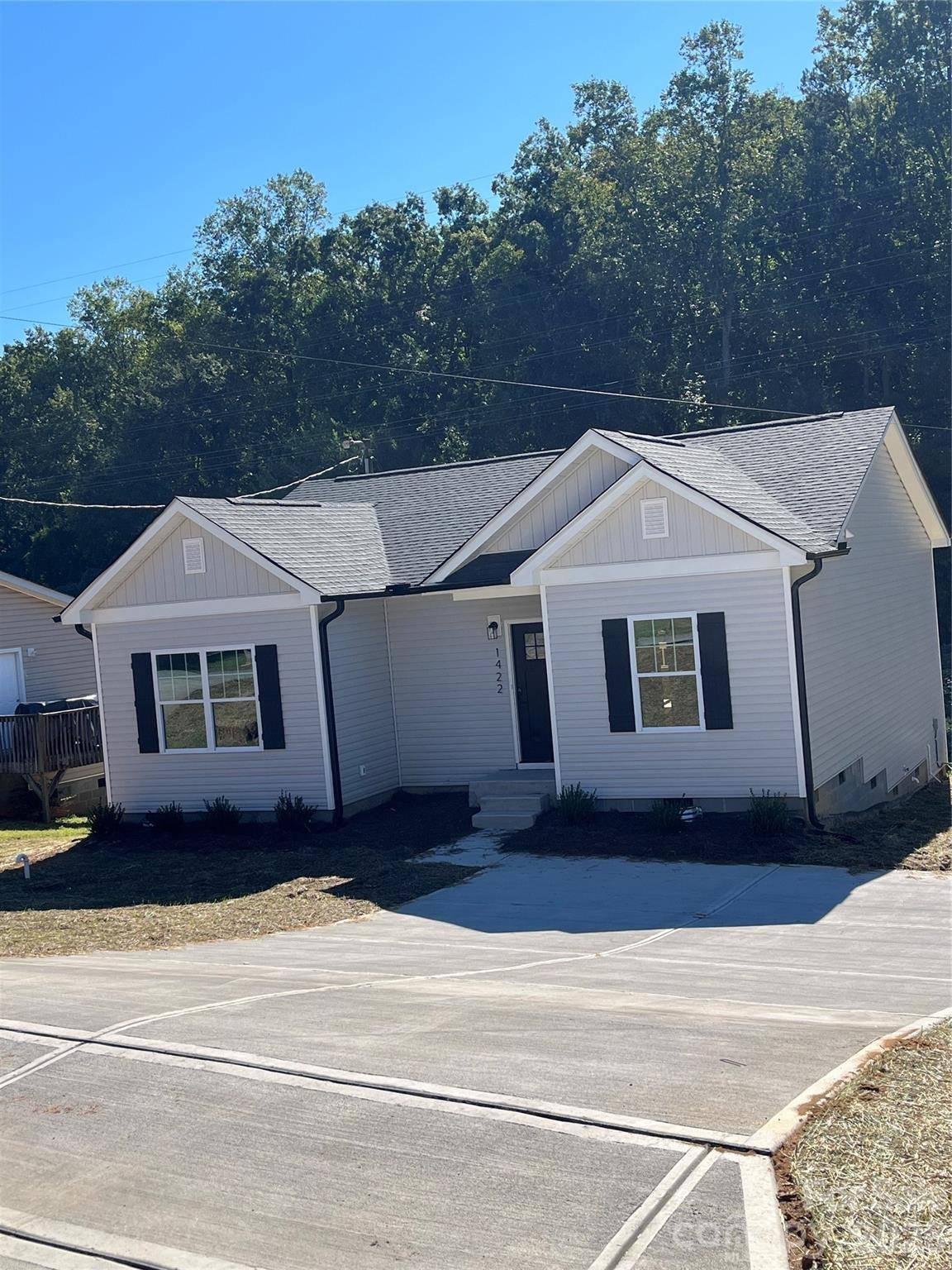 1422 Johnston ST, Gastonia, NC 28054