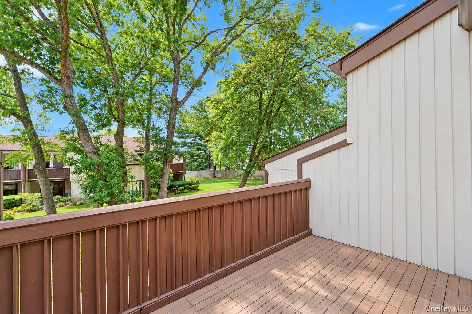 107 Richmond BLVD #4B, Ronkonkoma, NY 11779