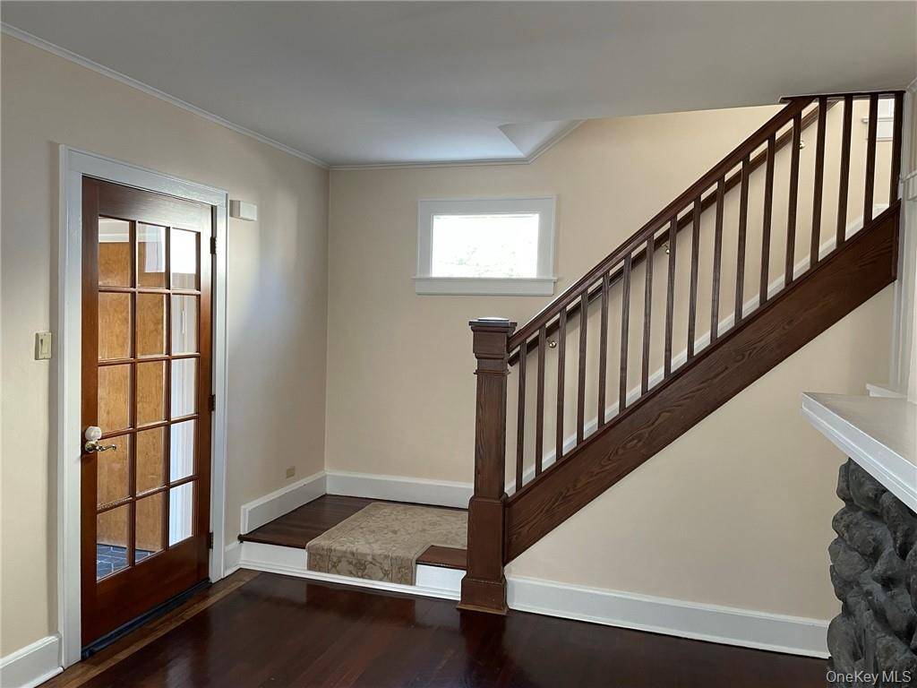 39 Archer AVE, White Plains, NY 10603