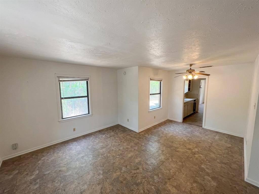 2311 Village Way, Dallas, TX 75216