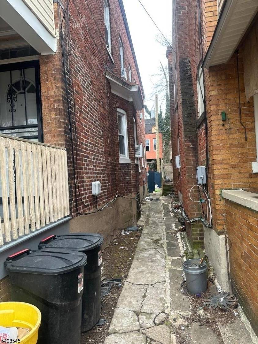 32 General Greene Ave, Trenton City, NJ 08618