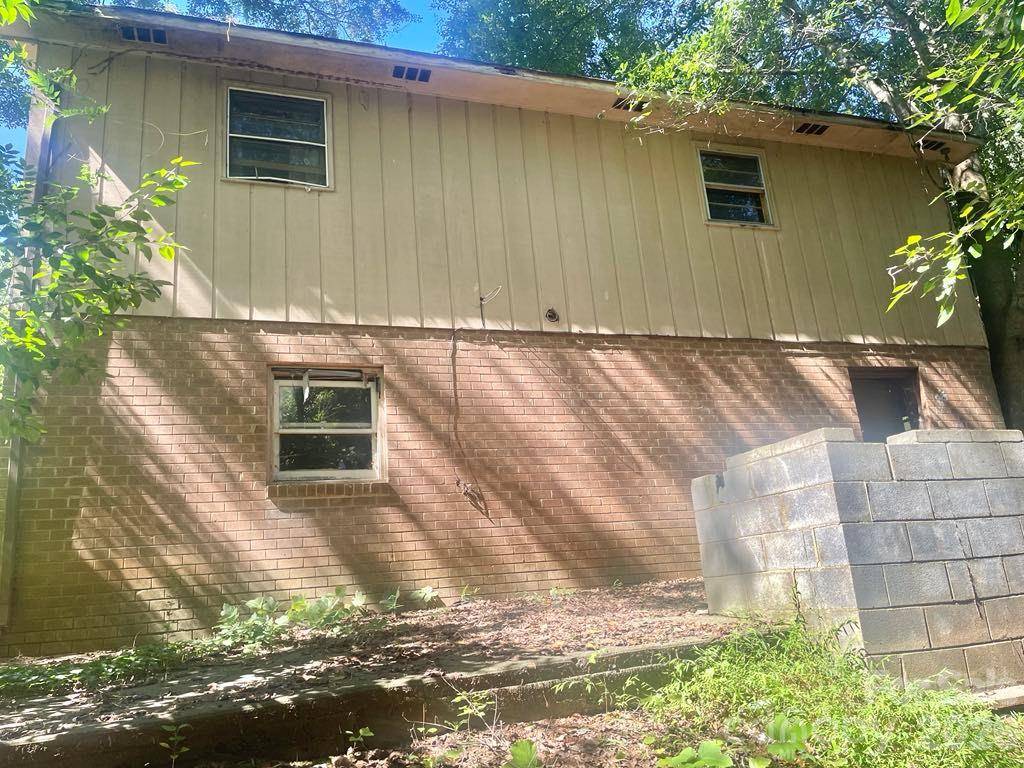 419 Rocky Brook DR, Shelby, NC 28150