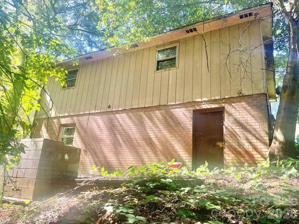 419 Rocky Brook DR, Shelby, NC 28150