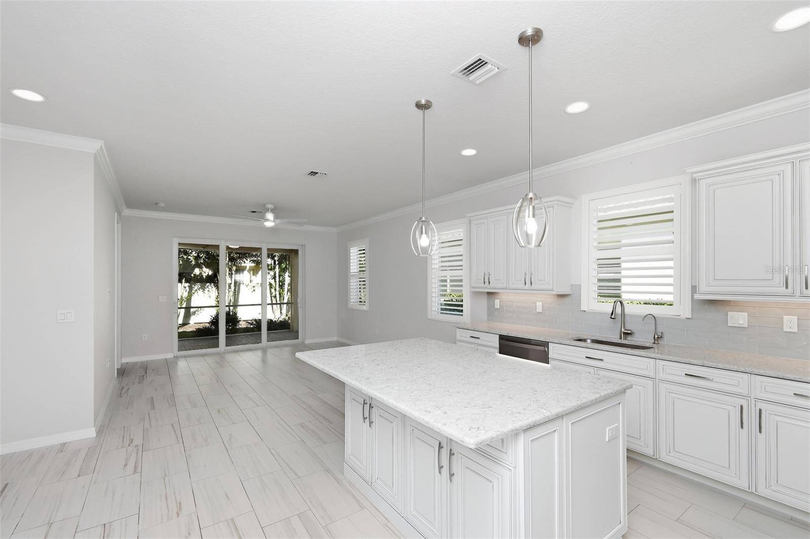 125 COLEBROOK CT, Venice, FL 34292
