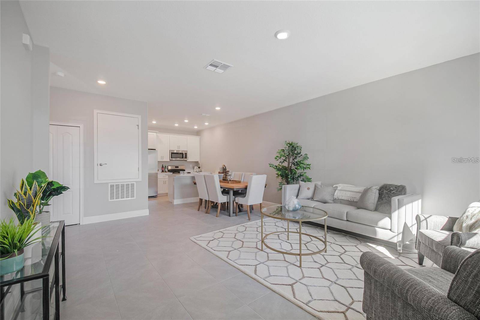 1801 CORIANDER DR #1802, Poinciana, FL 34759