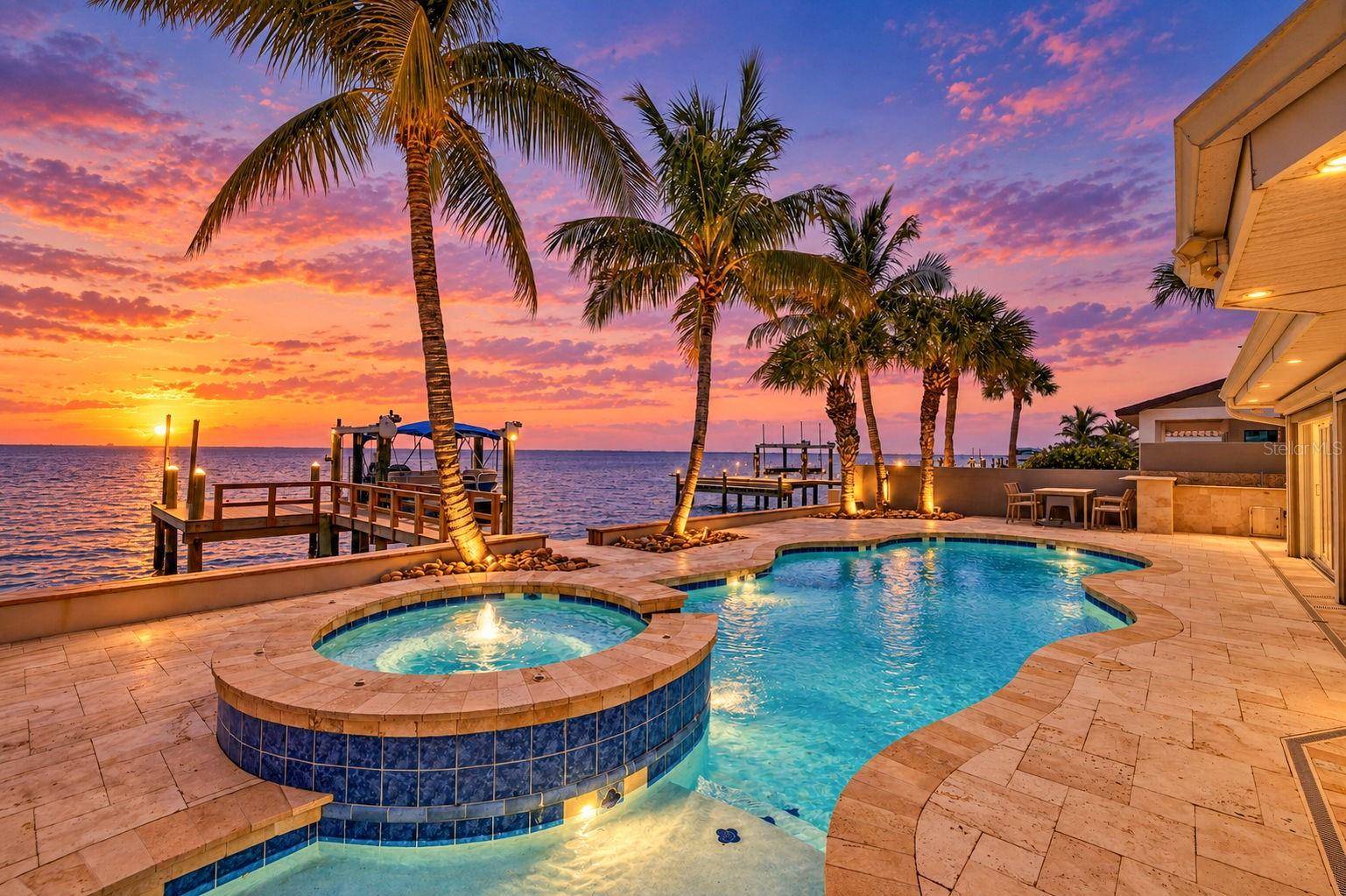 2480 E BAY ISLE DR SE, St Petersburg, FL 33705
