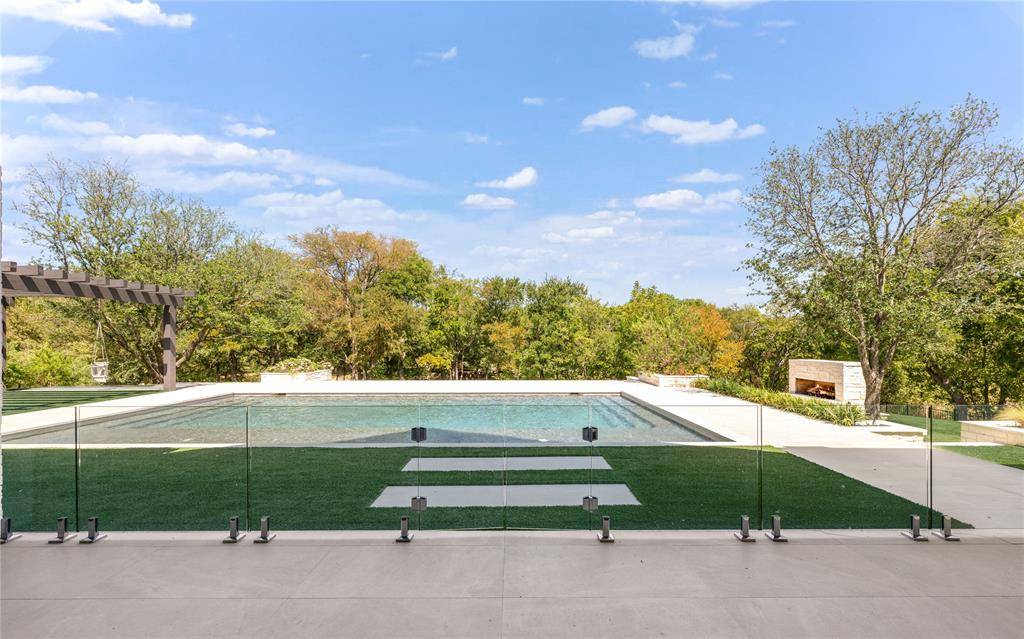 371 Broadwing Drive, Fairview, TX 75069