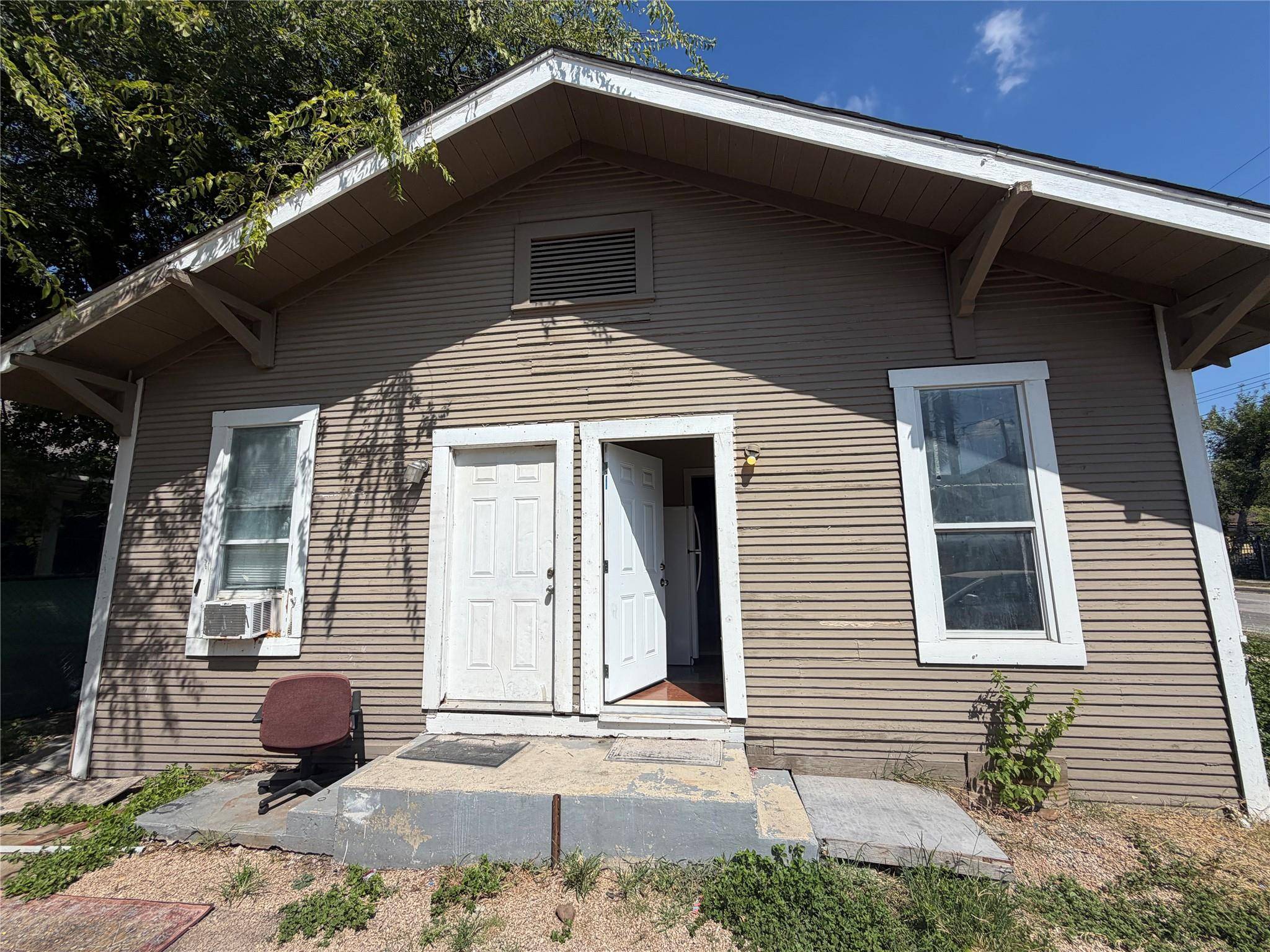 730 Carolina ST, San Antonio, TX 78210