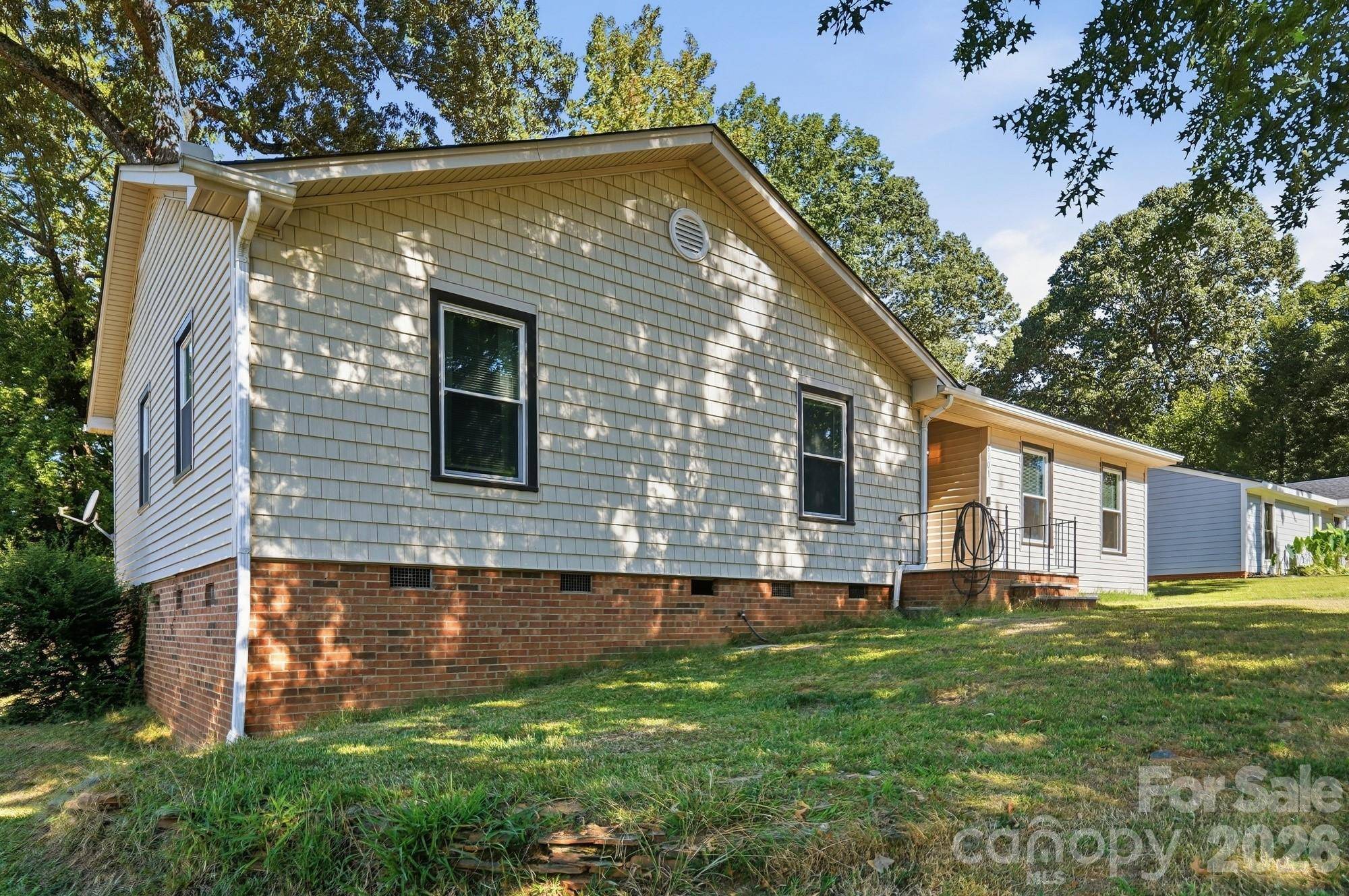 6301 Dwightware BLVD, Charlotte, NC 28227