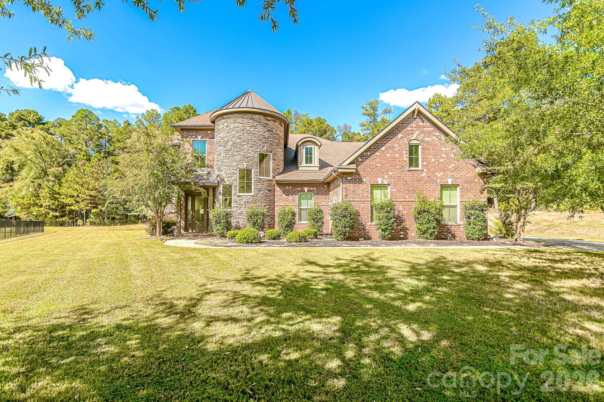 16202 Monnet Place CT, Charlotte, NC 28278