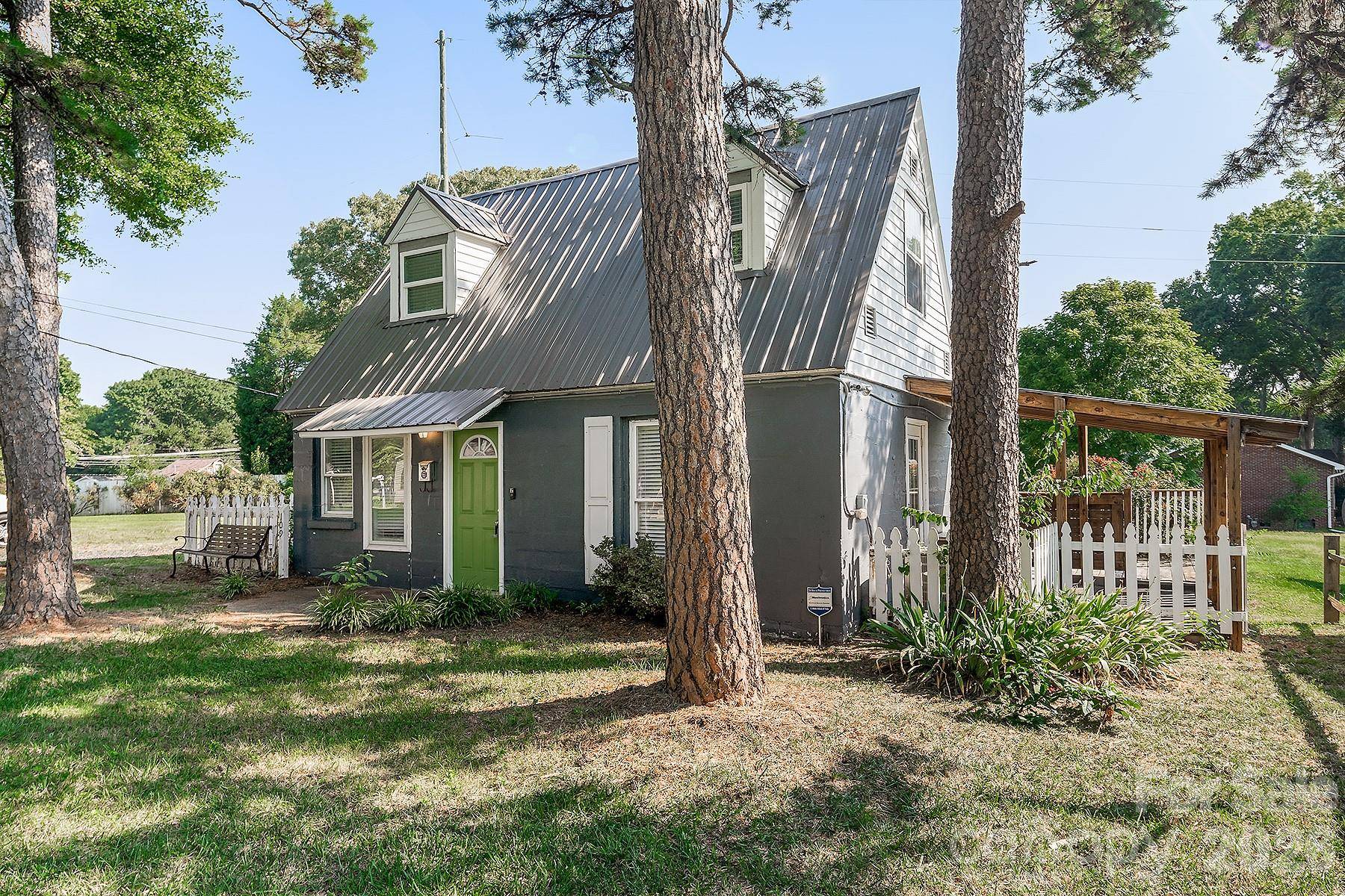 109 Julia AVE, Belmont, NC 28012