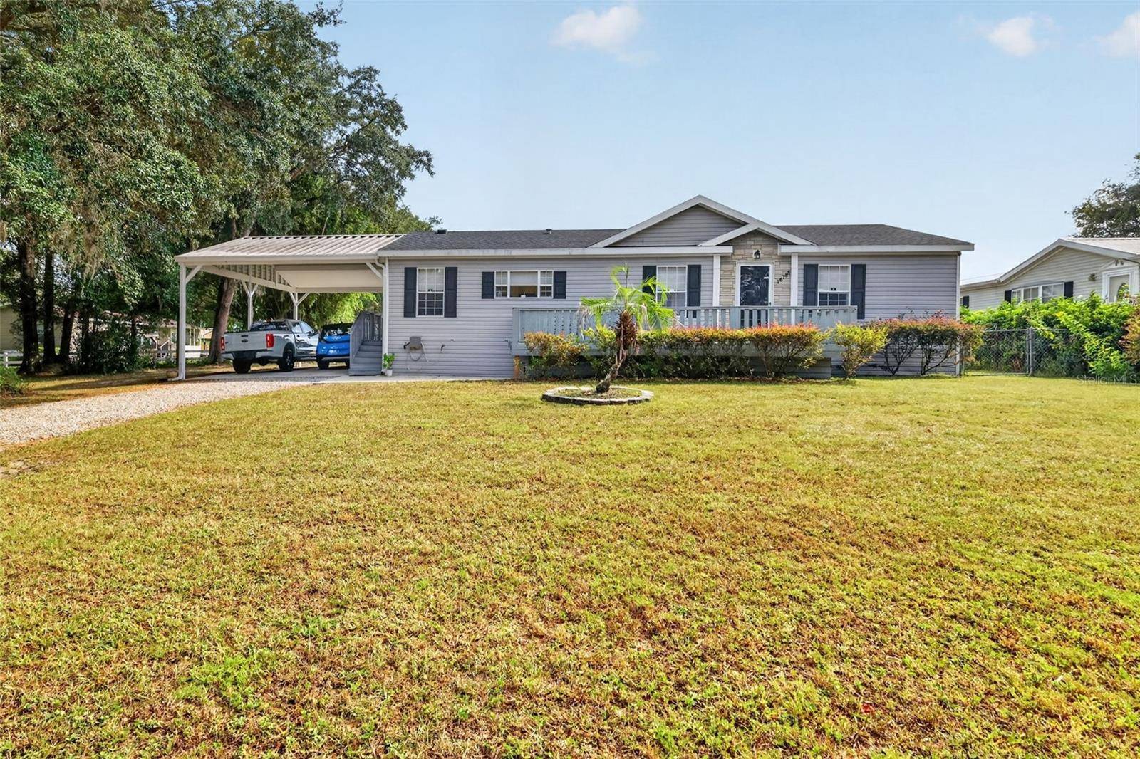 16788 SE 69TH LN, Ocklawaha, FL 32179