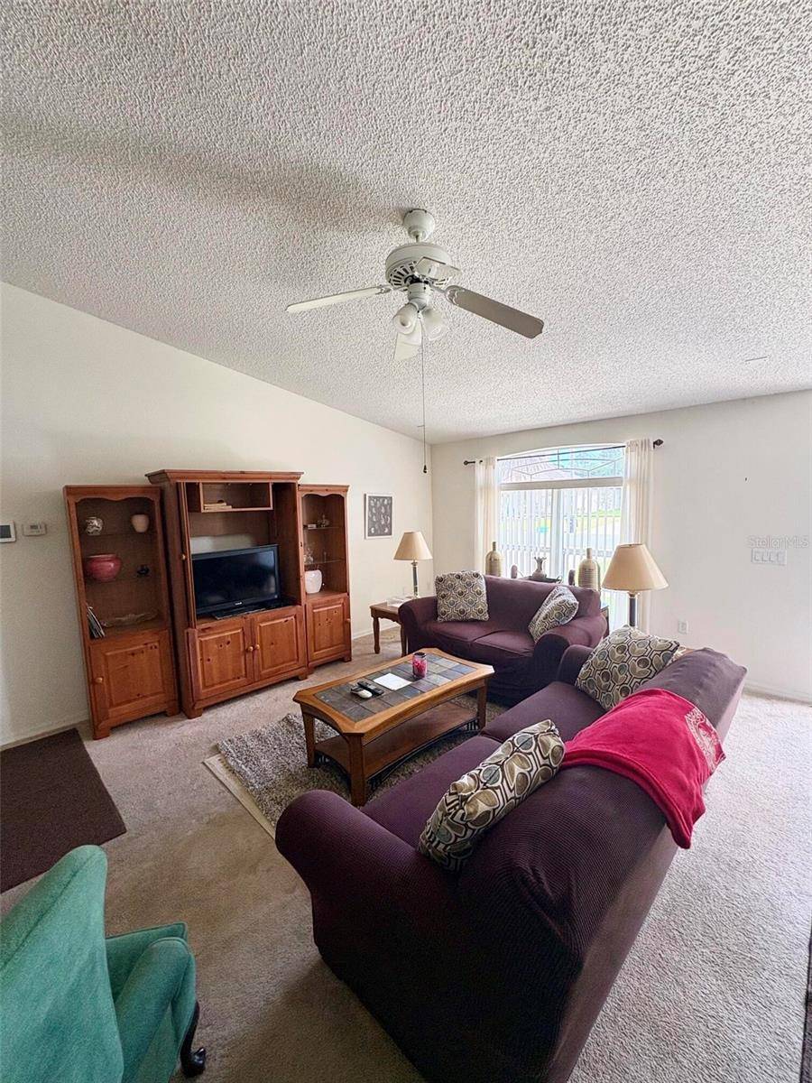 68 BALTIMORE LN, Palm Coast, FL 32137
