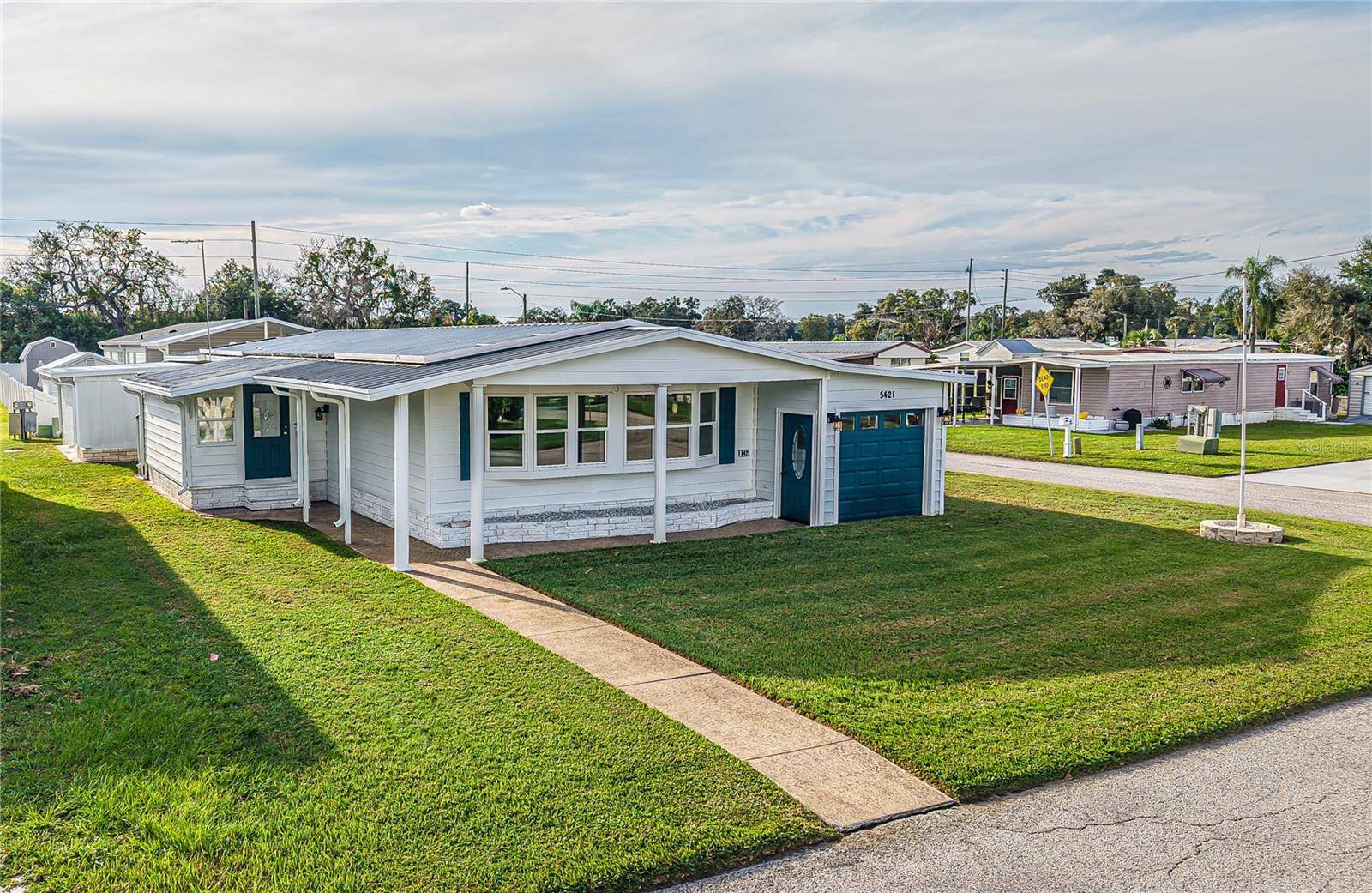 5421 MOHAWK ST, Zephyrhills, FL 33542