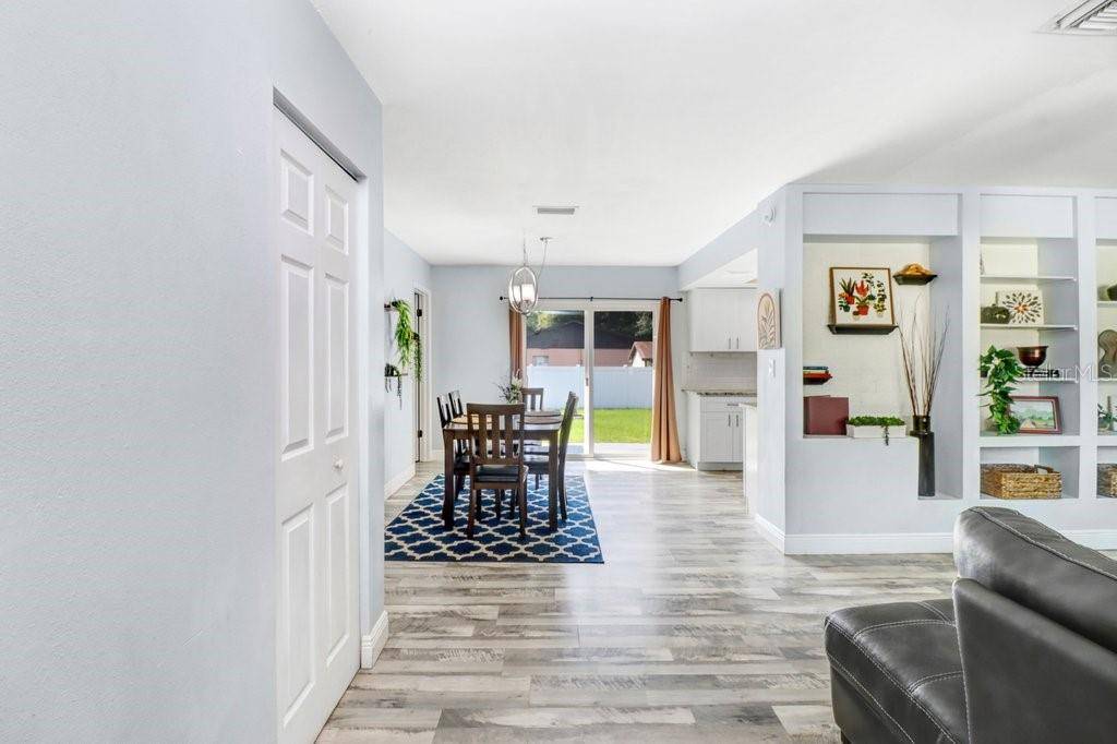5005 E 110TH AVE, Tampa, FL 33617