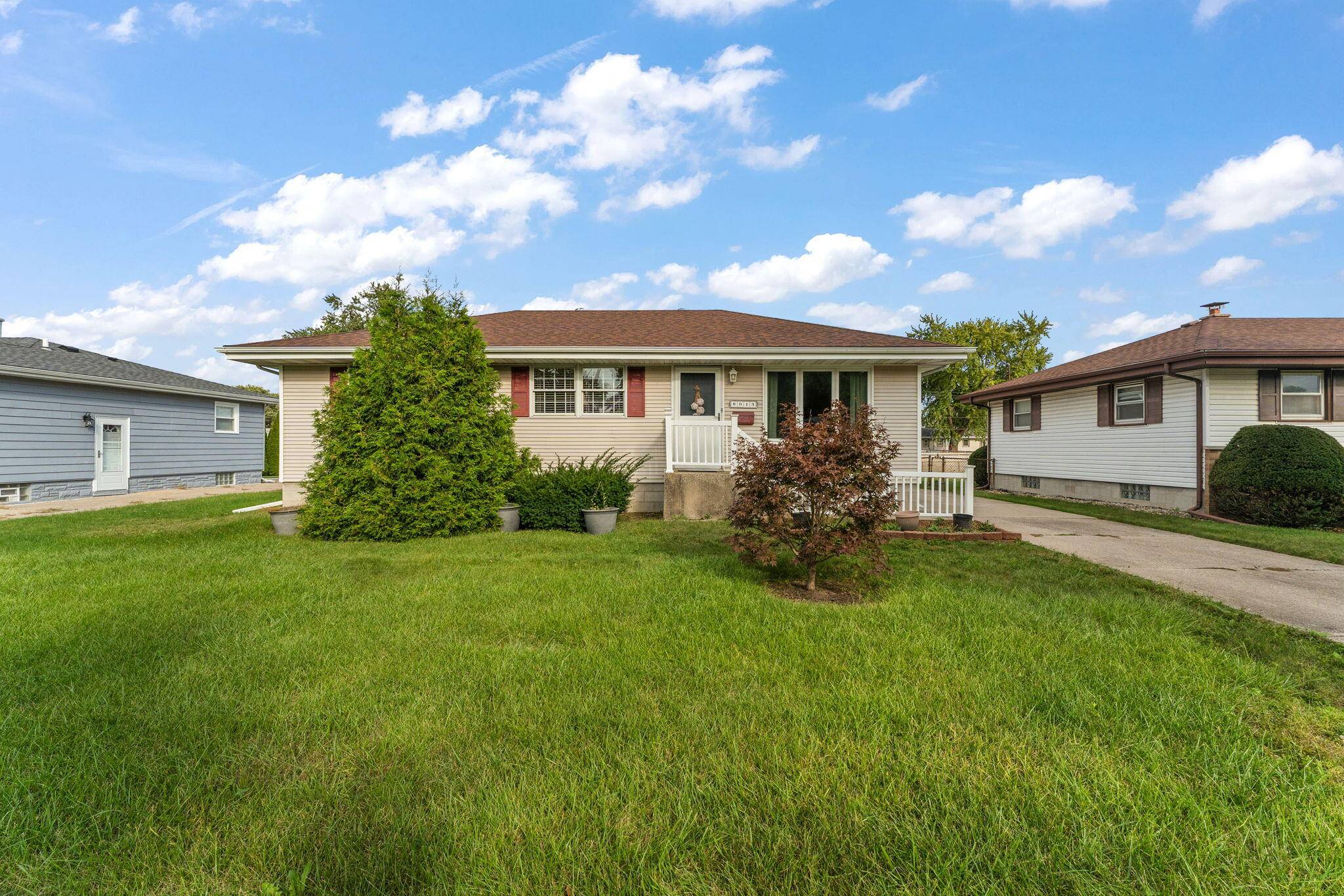 8013 Columbia Avenue, Munster, IN 46321