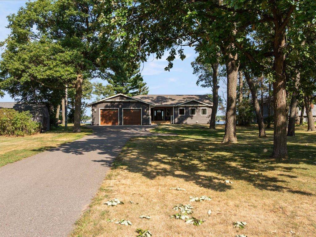 13607 Maplewood DR, Baxter, MN 56425