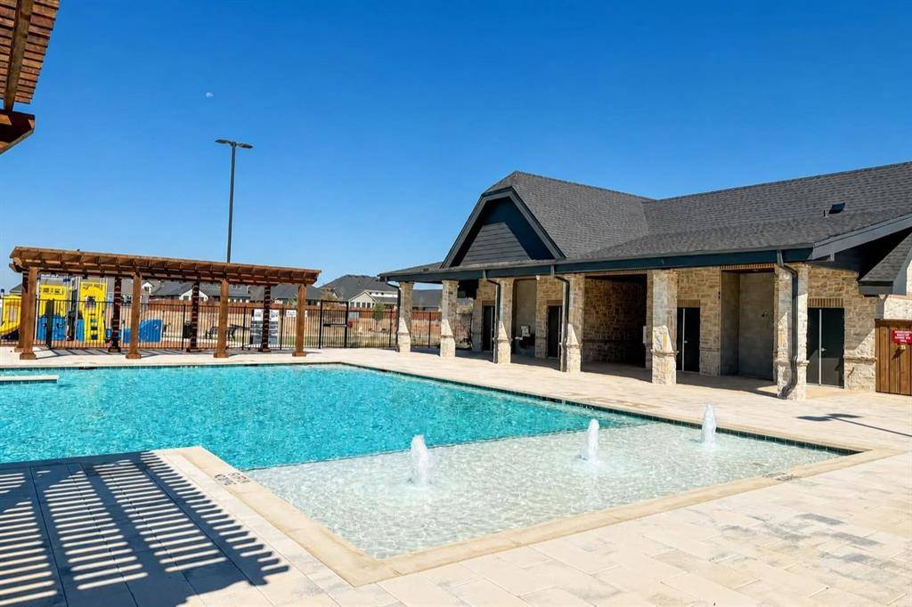 1117 Hitching Post Way, Oak Point, TX 75068
