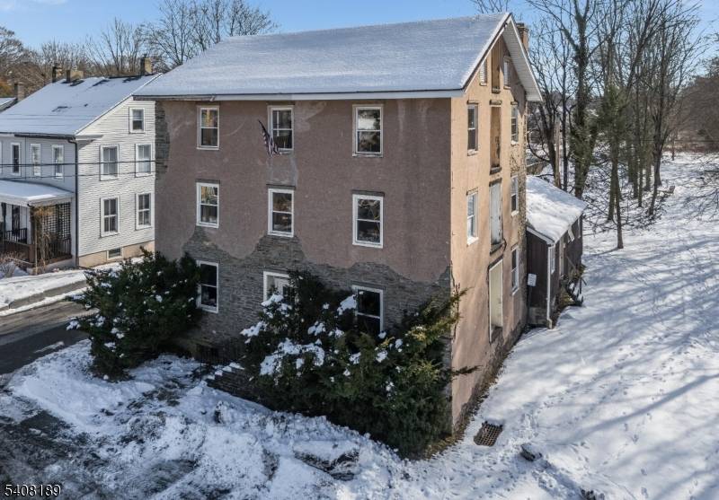 10 Green Street, Milford Boro, NJ 08848