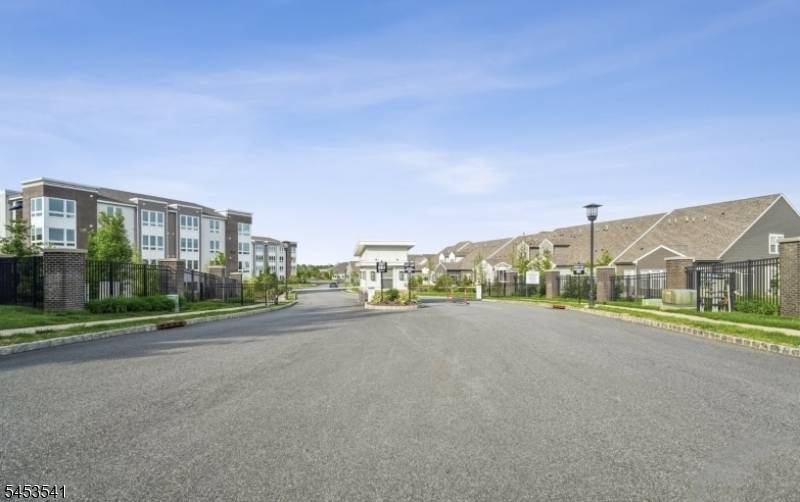 2 Vanderbilt Blvd #403, Florham Park Boro, NJ 07932