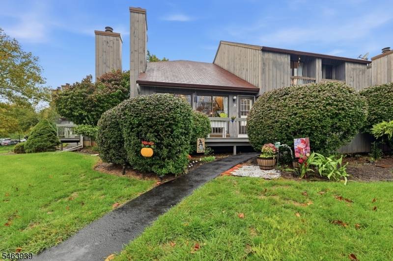 300 Gemini Dr #3C, Hillsborough Twp., NJ 08844