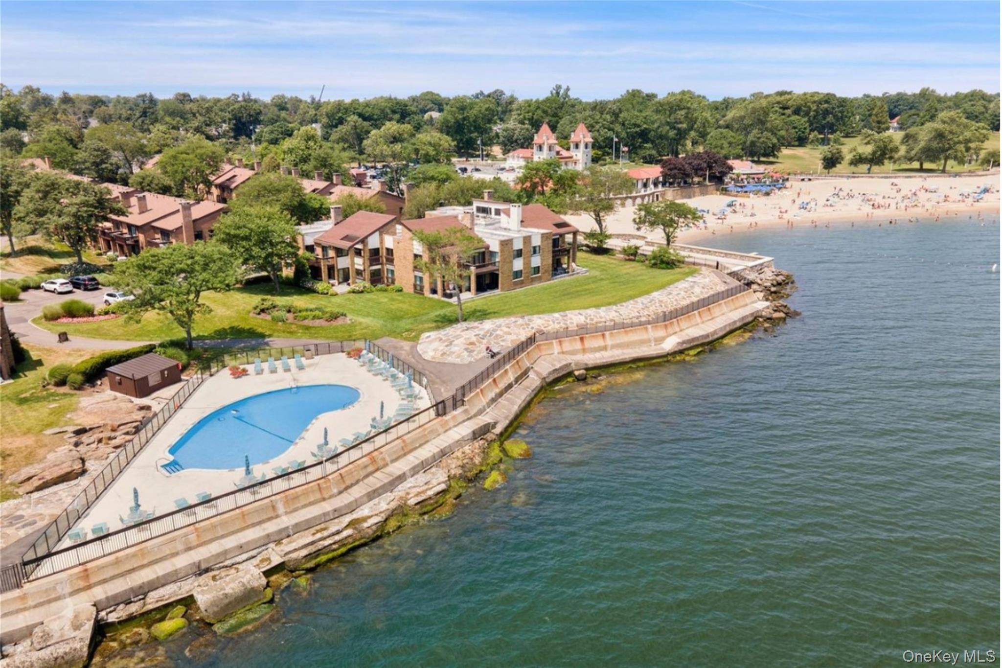 77 Waters Edge, Rye, NY 10580