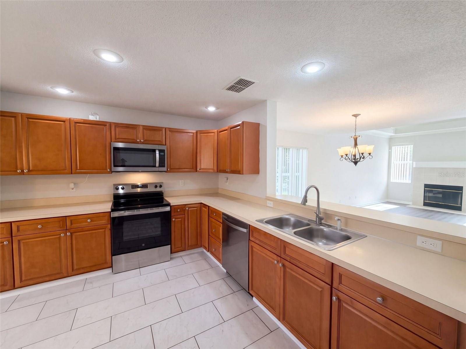 2772 RIVER RIDGE DR, Orlando, FL 32825