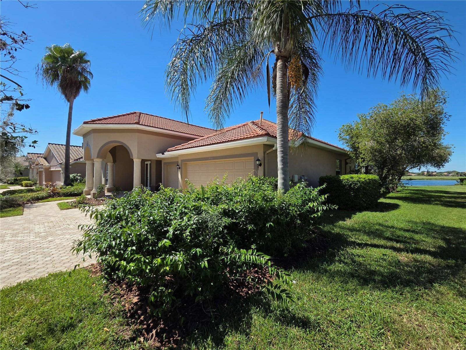 7531 CAMDEN HARBOUR DR, Bradenton, FL 34212