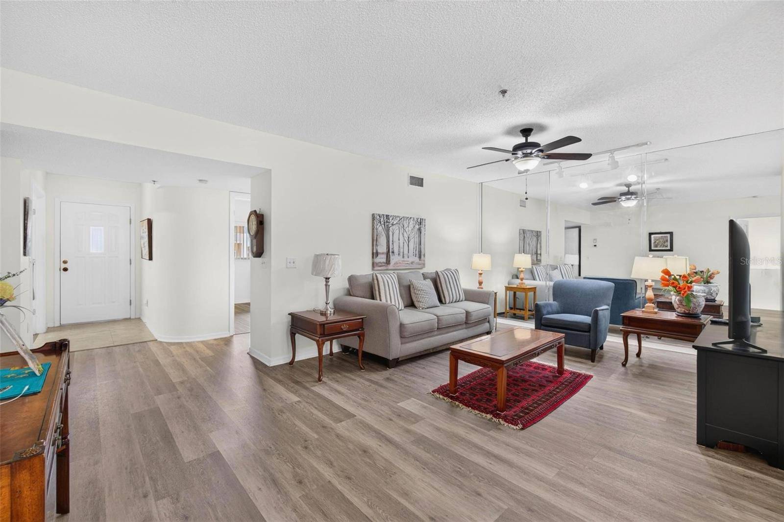 2210 UTOPIAN DR E #203, Clearwater, FL 33763