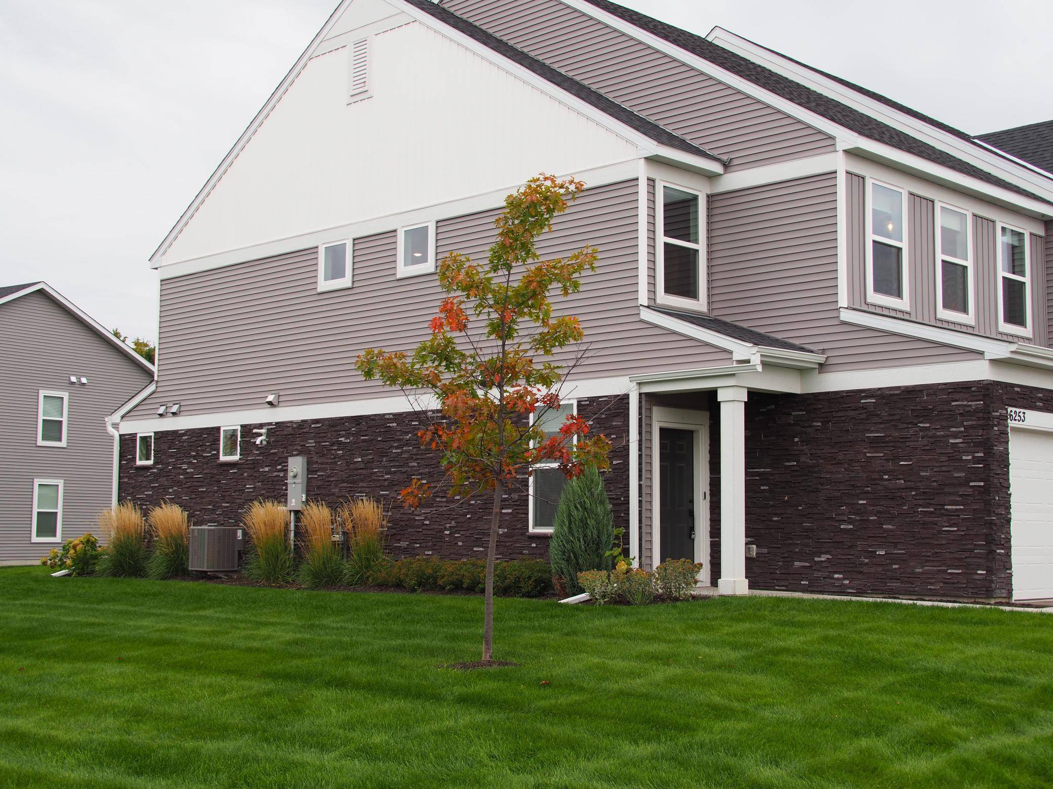 6253 Larkspur LN, Corcoran, MN 55340