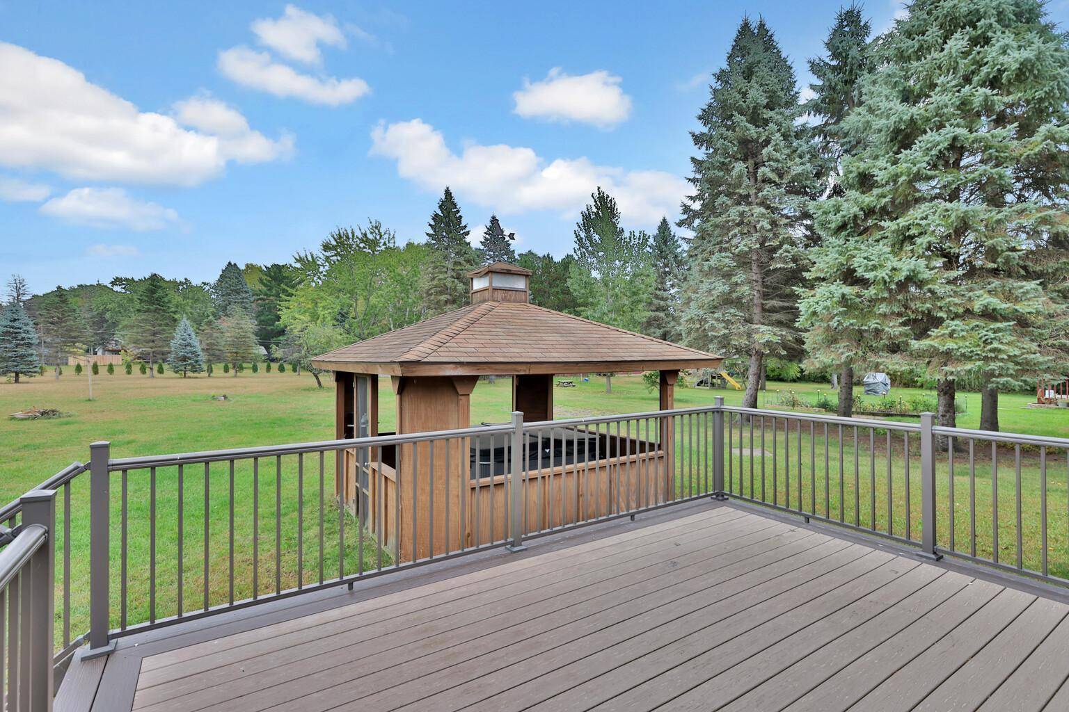 8741 Griggs AVE, Circle Pines, MN 55014