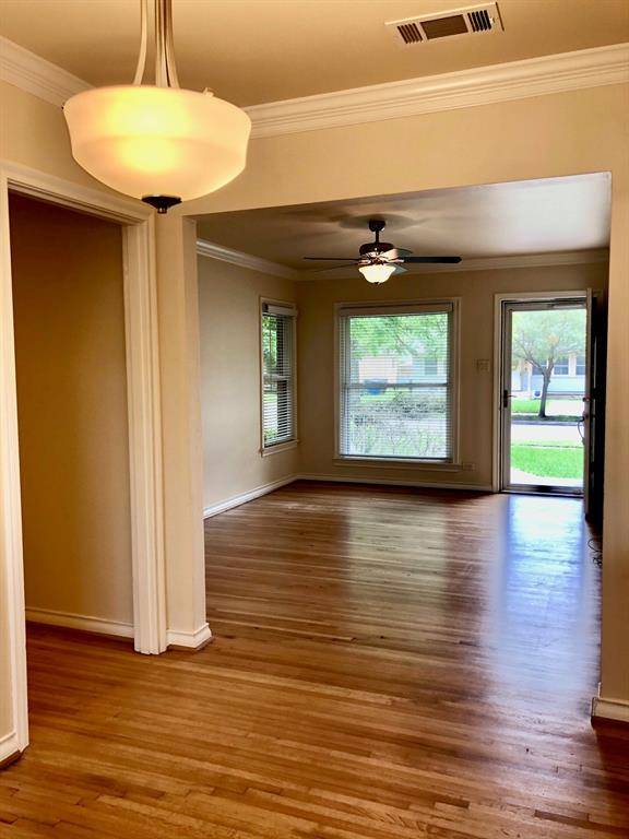 3719 Manana Drive, Dallas, TX 75220