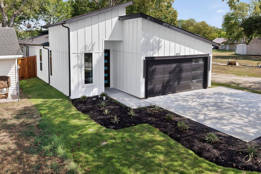 405 NE Front Street, Edgewood, TX 75117
